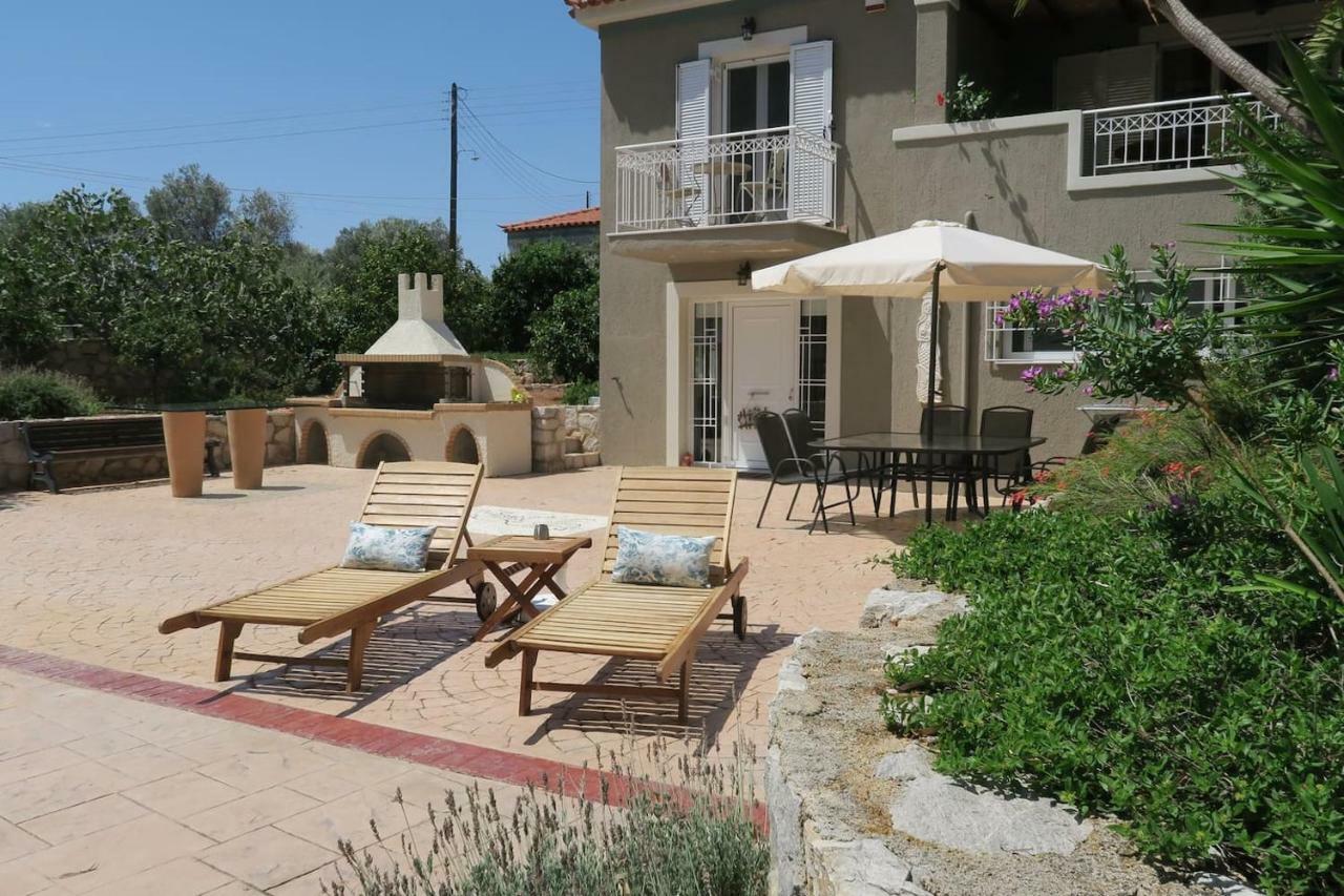 Aeolos A Family Paradise Few Steps From The Beach Kouverta Esterno foto